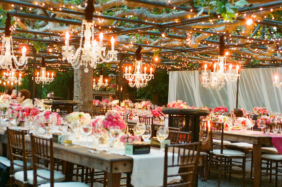 photo of 15 Stunning Wedding Reception Tablescapes