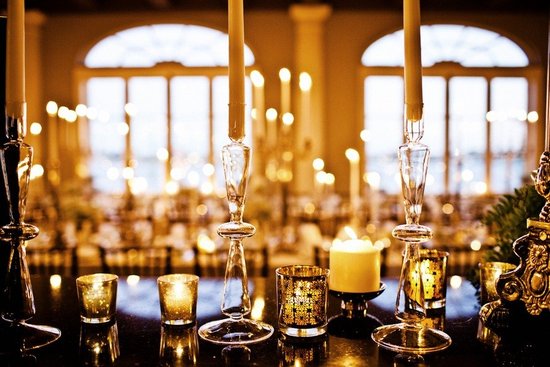 photo of 15 Stunning Wedding Reception Tablescapes
