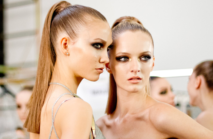 Bridal-beauty-inspiration-high-ponytail-dramatic-eyes.original
