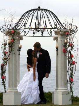 photo of Artistic Arch & Chuppah Rentals by Arc de Belle