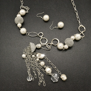 photo of AngelsJewelryFashionista