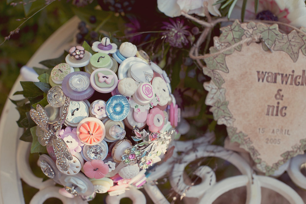 Wedding-flower-alternatives-bridal-bouquets-from-etsy-vintage-button-brooch.full
