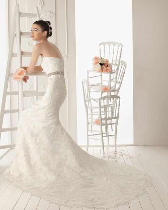 2013-wedding-dress-aire-barcelona-bridal-gowns-rhin.medium_large