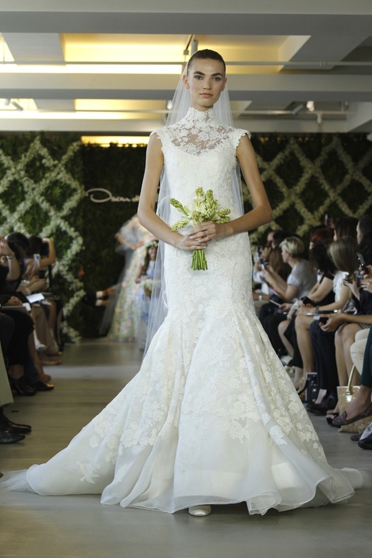 Wedding-dresses-for-traditional-church-ceremonies-oscar-de-la-renta-2013-bridal-3.full