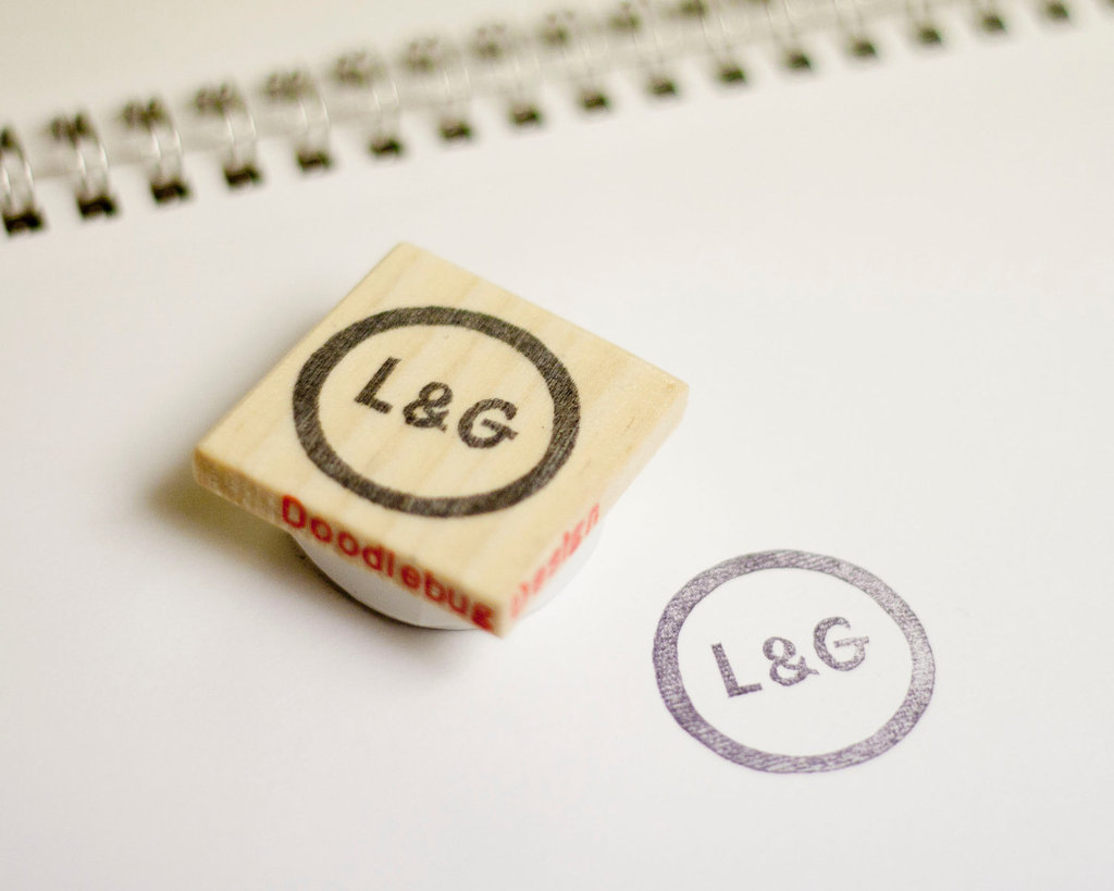 Personalized-wedding-ideas-custom-stamps-for-wedding-stationery-2.full