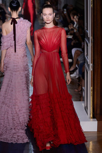 Runway-to-white-aisle-wedding-dress-bridesmaid-dress-inspiration-valentino-red-pink.medium