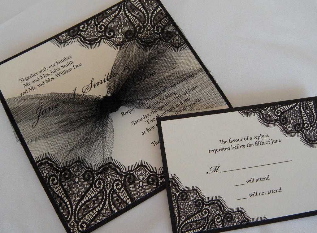 Elegant-black-ivory-wedding-invitation-tulle-bow.full