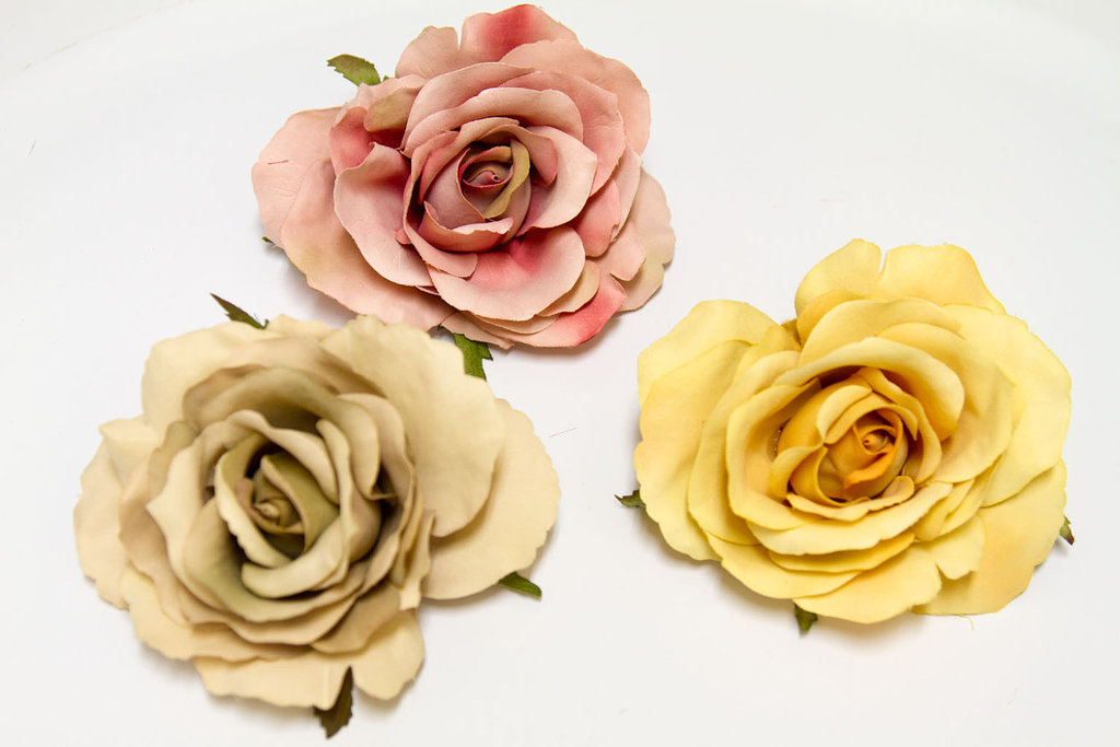 Beige-dusty-rose-yellow-rose-wedding-hair-accessories.full
