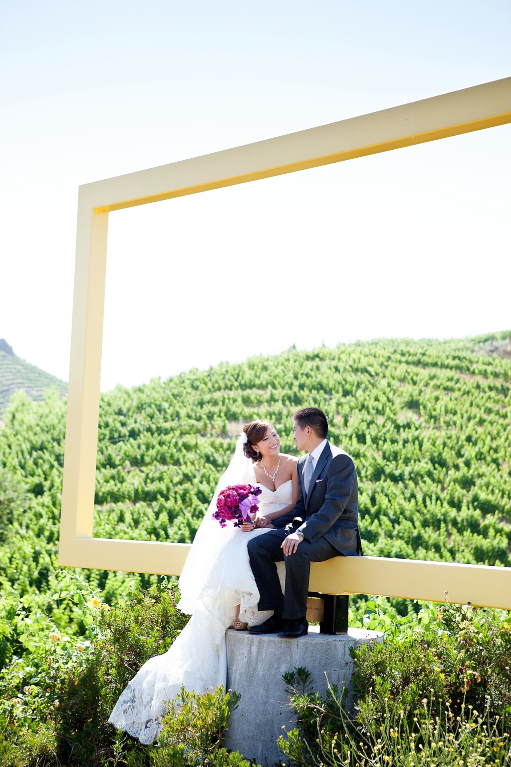 Elegant-california-wedding-with-bold-florals-personalized-details-framed-3.full