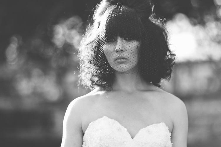Black-white-wedding-photos-vintage-wedding-hairstyles-3.full