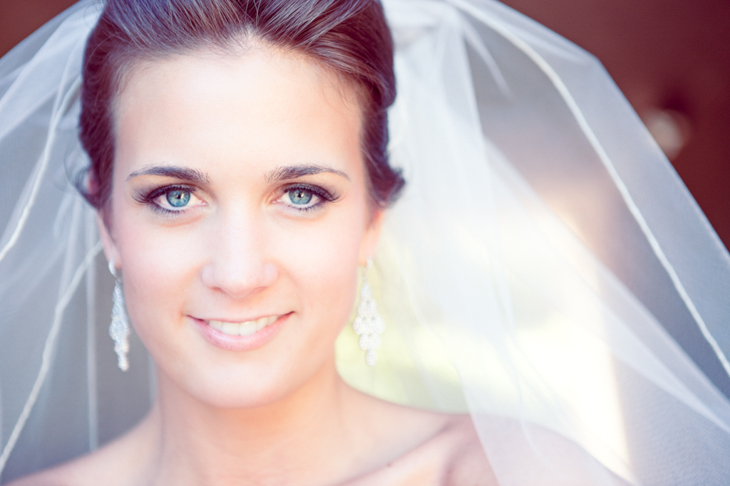 Bridal-beauty-natural-wedding-makeup-tulle-bridal-veil.full