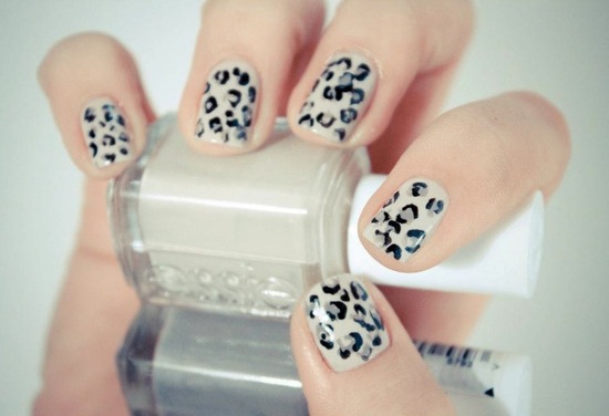 photo of 20 High Fashion Nails for the Wedding Day