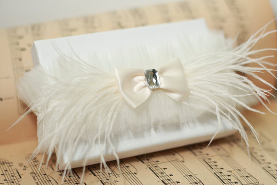 photo of Ostrich feather bridal garter
