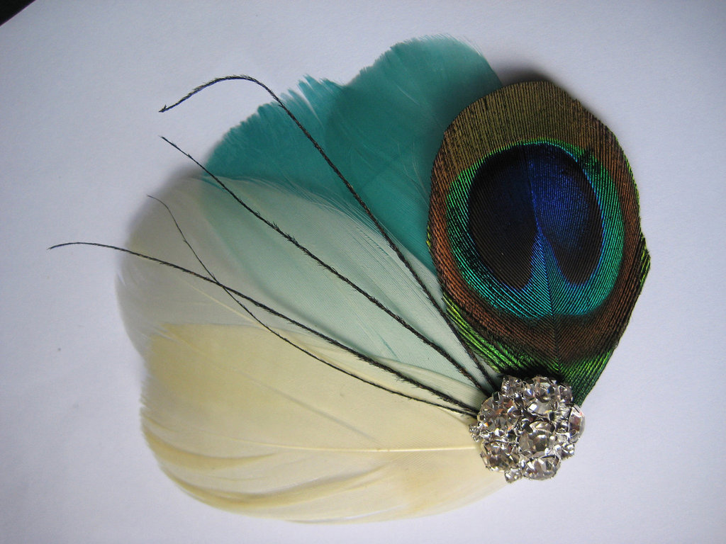 Etsy-wedding-treasures-for-your-handmade-wedding-glam-feathers-2.full