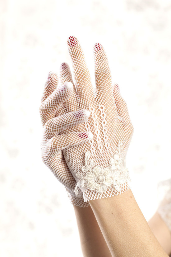 photo of Vintage bridal gloves