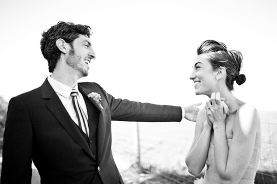 best wedding photos first looks between bride and groom 3