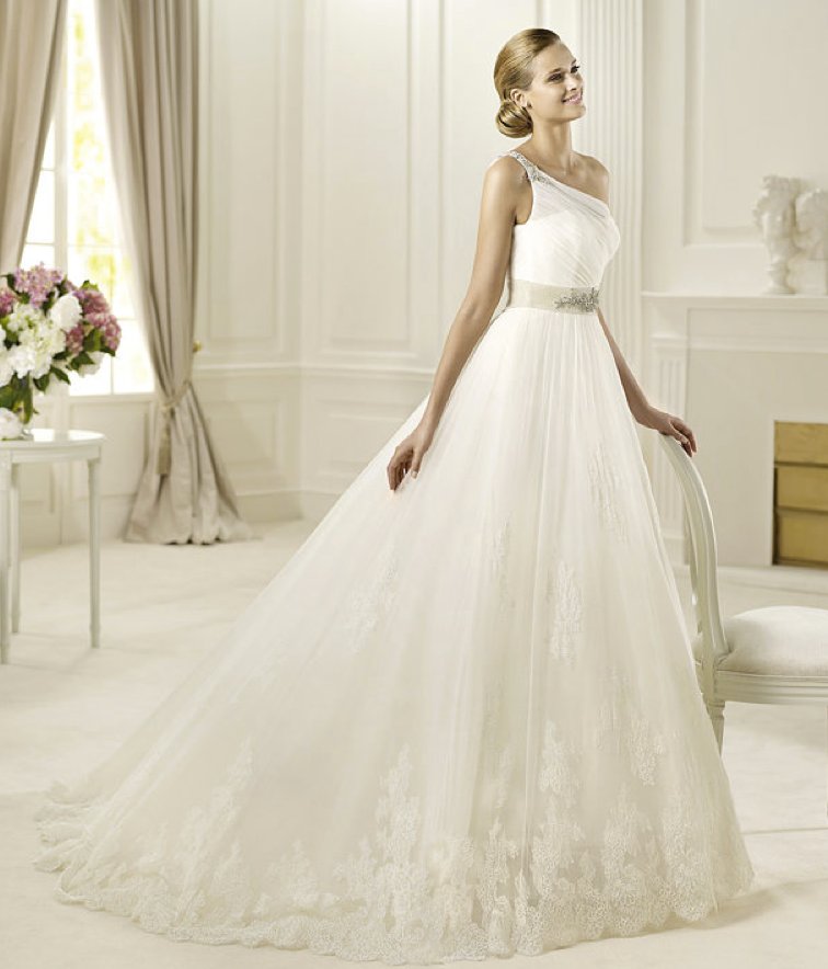 2013-wedding-dress-pronovias-glamour-collection-bridal-gowns-diosa.full