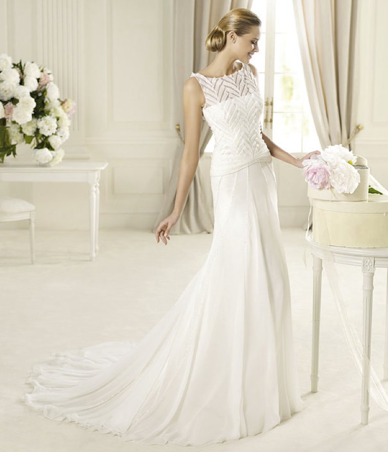2013-wedding-dress-manuel-mota-bridal-gowns-3.full