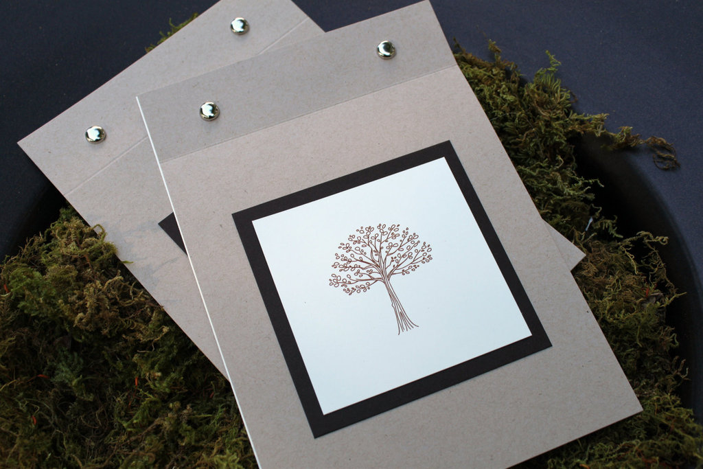Handmade-wedding-finds-for-fall-weddings-ceremony-program.full