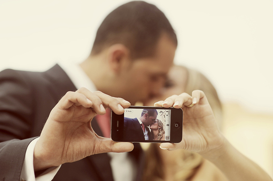 photo of Instant Gratification or Jumping the Gun? When Wedding Guests Snap & Share