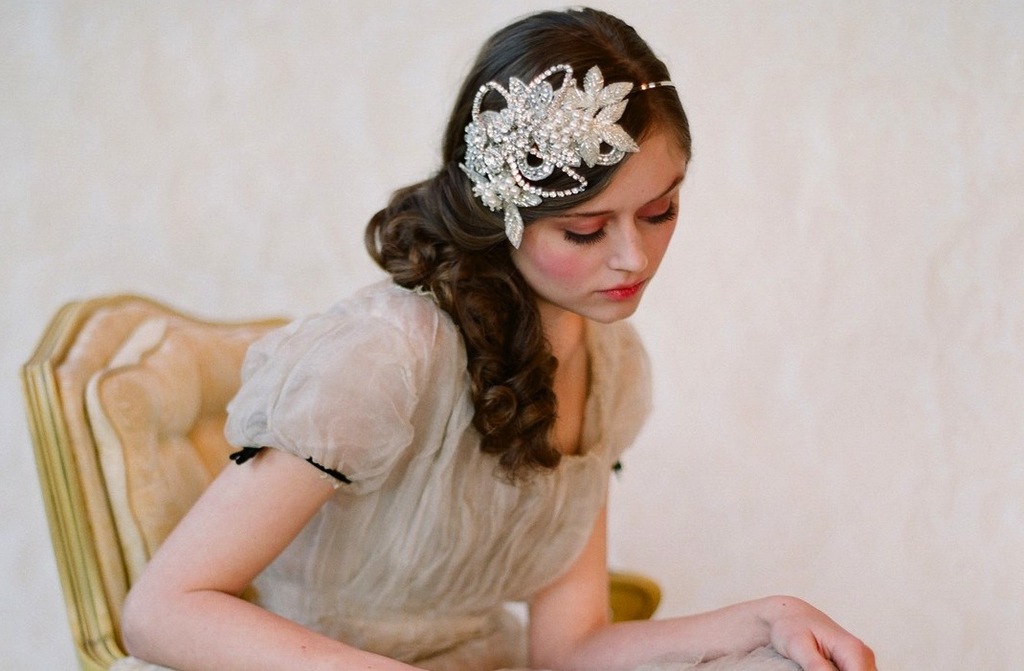 Chic-bridal-headbands-unique-wedding-hair-accessories-twigs-n-honey-4.full