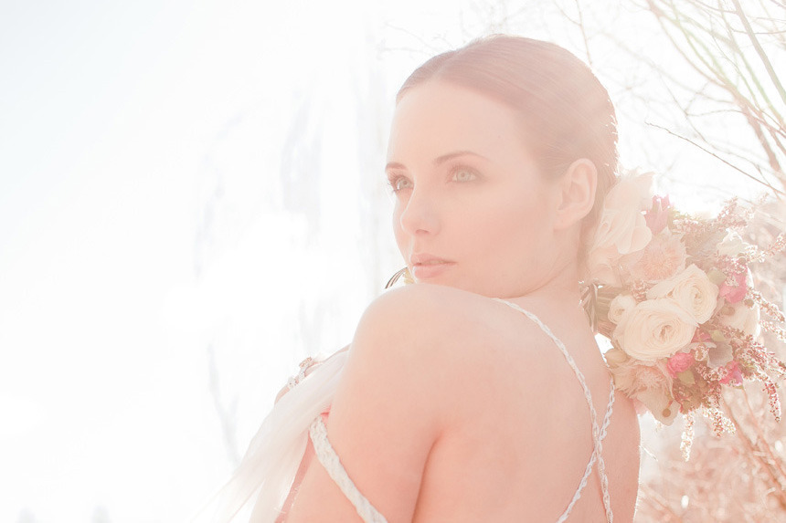 Romantic-wedding-hair-makeup-inspiration-1.full