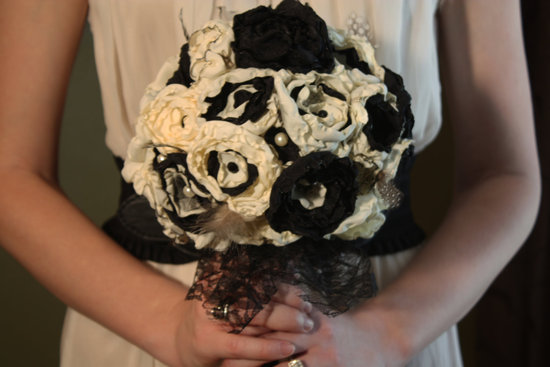 handmade wedding finds for Halloween themed I Dos black ivory bouquet